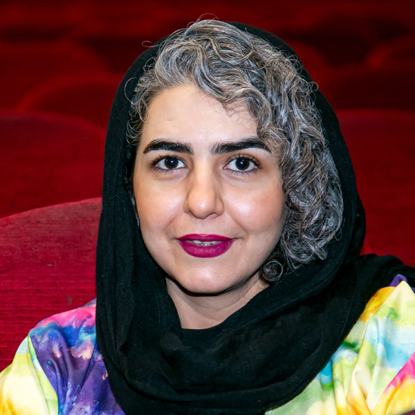 راضیه سیفی
