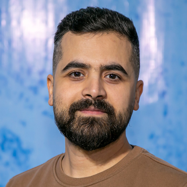 دانیال تقوی