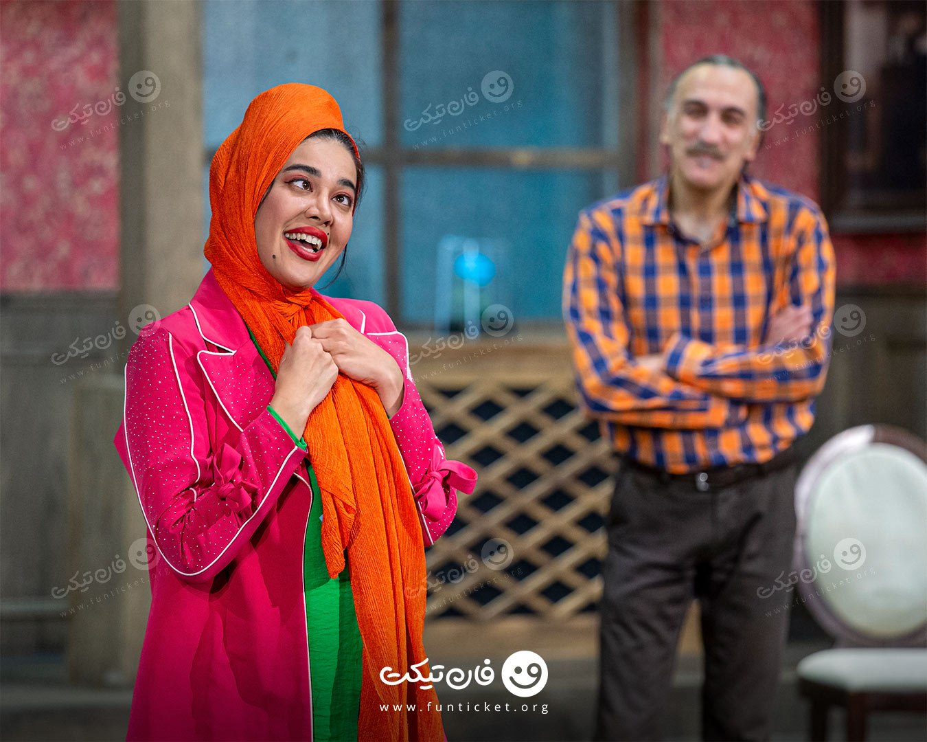 گالری تئاتر پیتزا قورمه سبزی