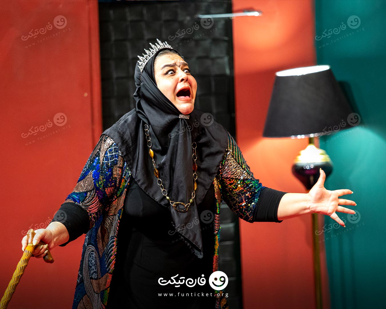 گالری تئاتر کمدی موزیکال 24