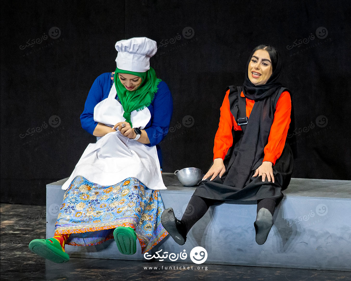 گالری تئاتر خانه آخر