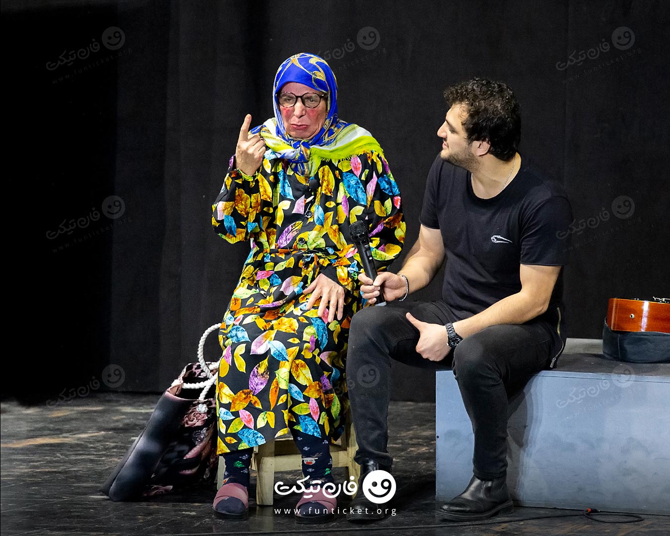 گالری تئاتر خانه آخر