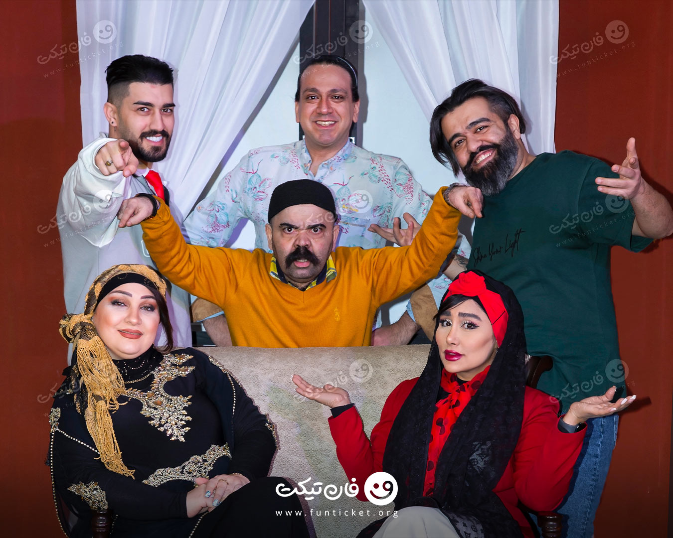 گالری تئاتر معین شو 9 (پک)