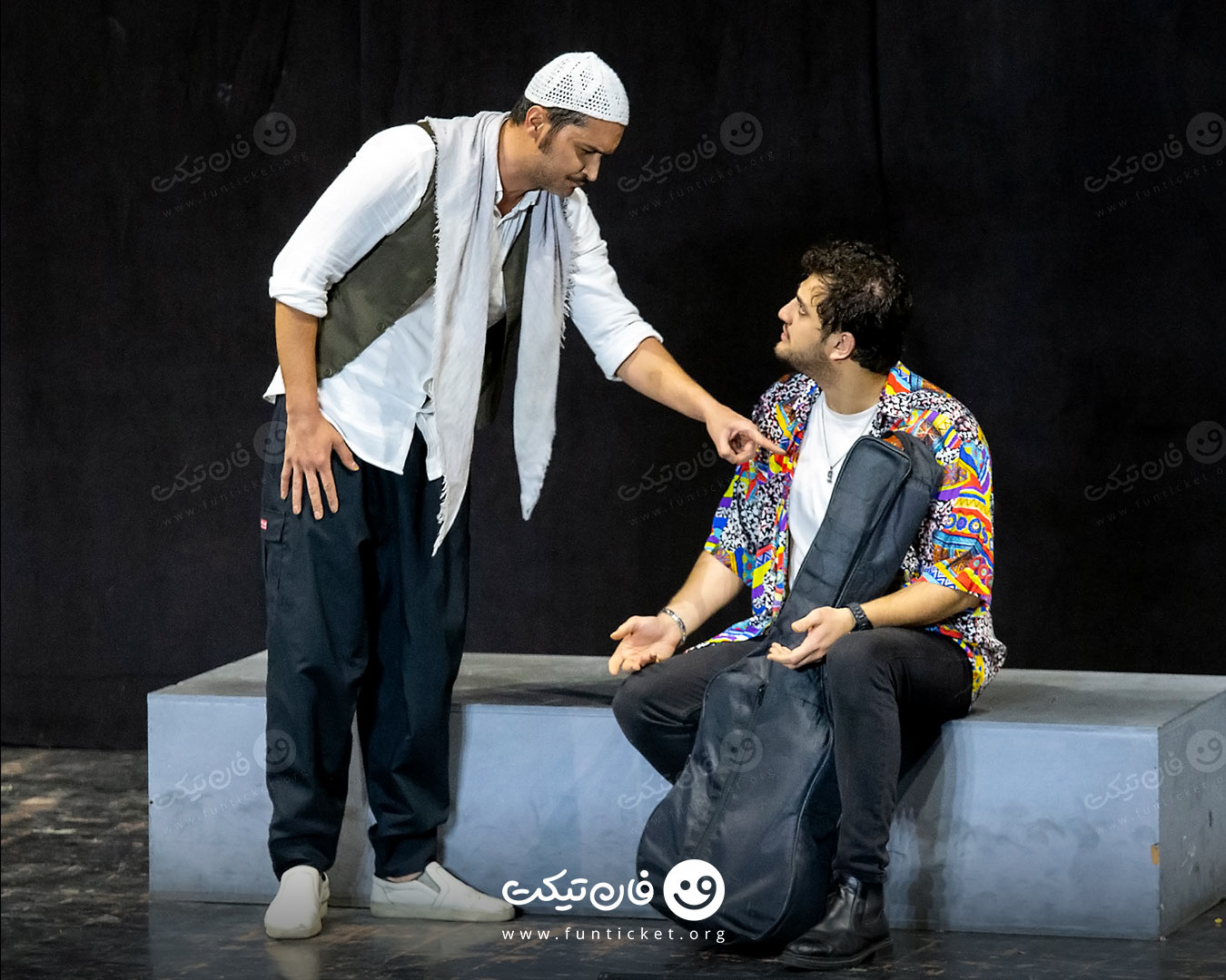 گالری تئاتر خانه آخر