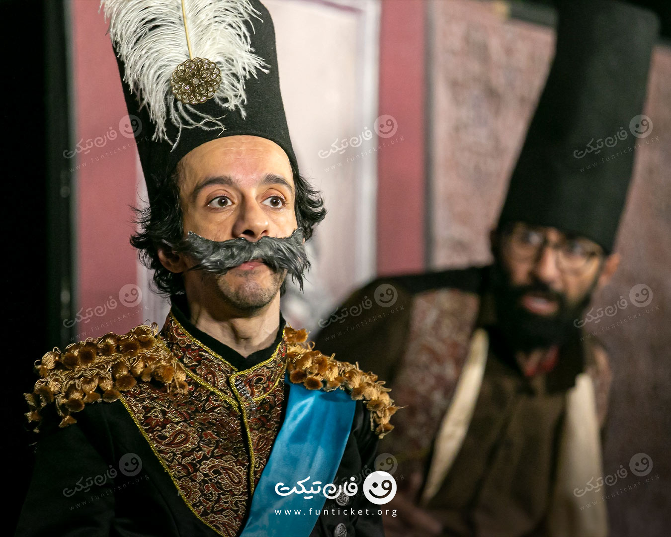 گالری تئاتر یک ایرانی در فضا