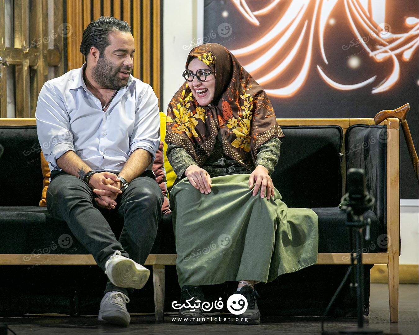 گالری تئاتر تو فقط بخند