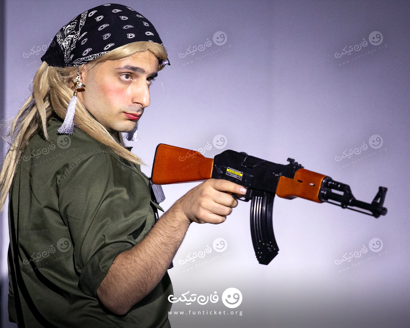 گالری تئاتر خدمتکار مخفی