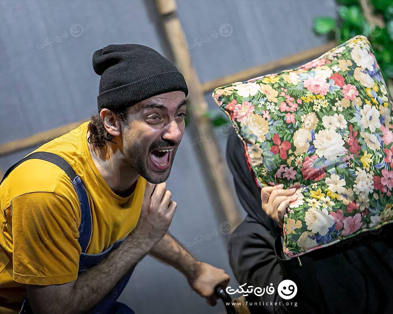 گالری تئاتر ارث و حرص