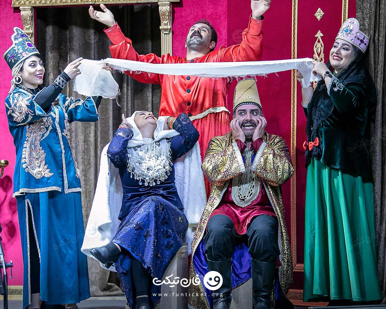 گالری تئاتر از لاله‌زار تا لاس‌وگاس
