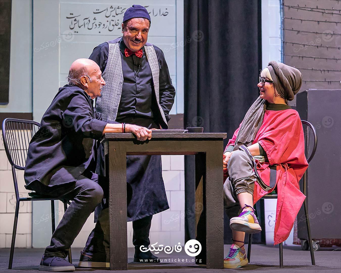 گالری تئاتر قهوه خانه زری خانم ۳