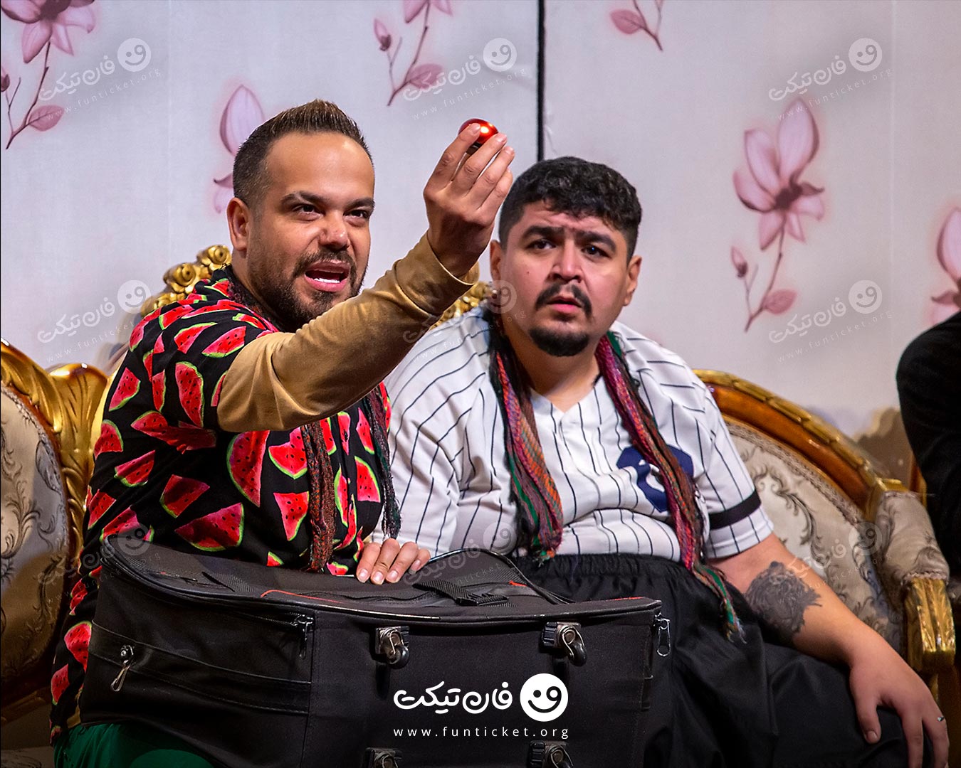 گالری تئاتر مهمان مامان