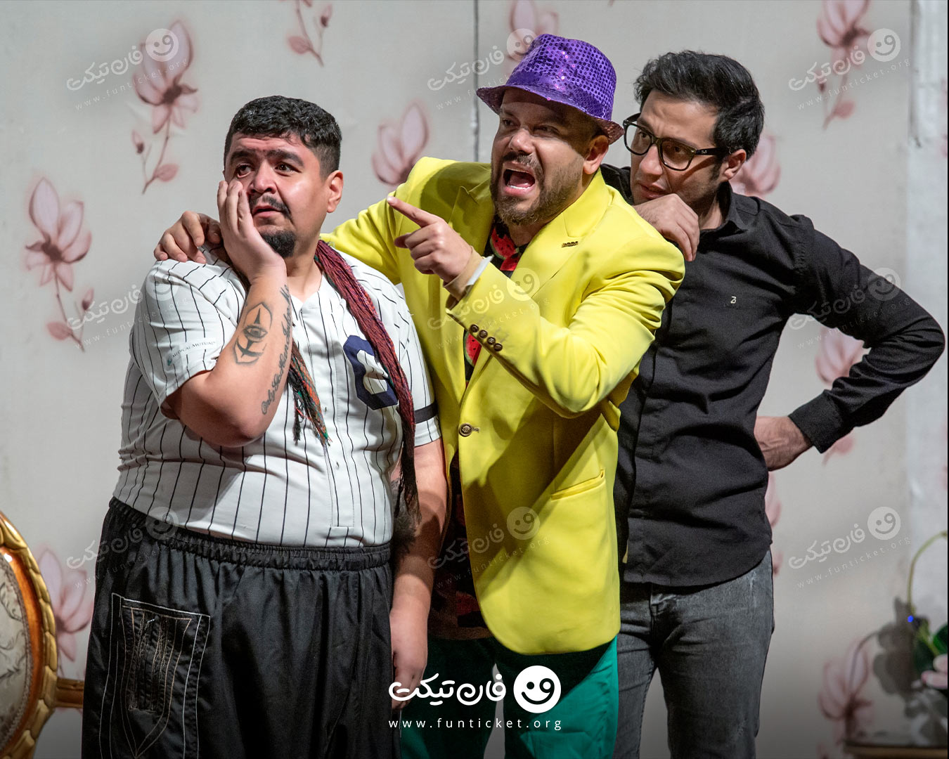 گالری تئاتر مهمان مامان