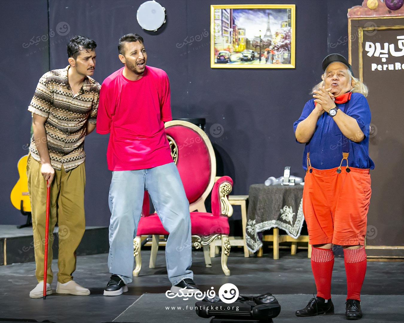 گالری تئاتر اتاق پرو