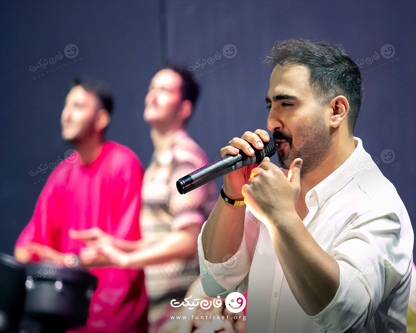 گالری تئاتر اتاق پرو