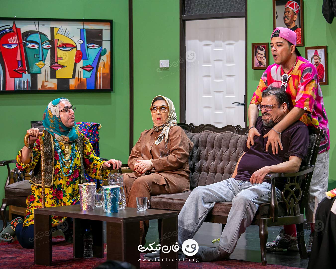 گالری تئاتر سیاباز