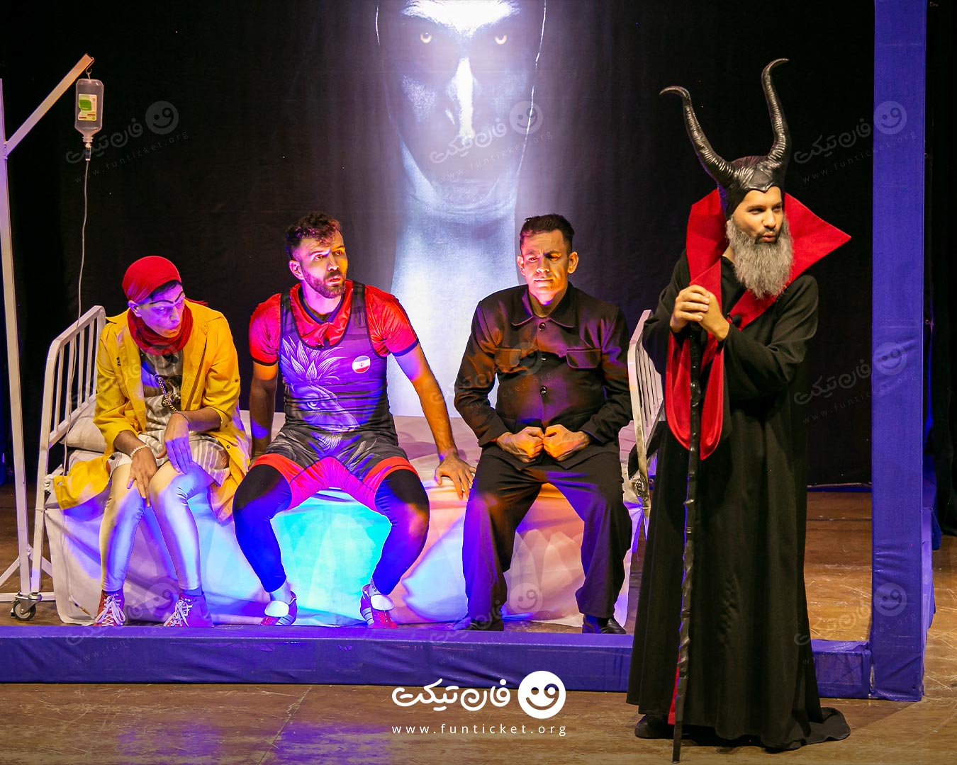 گالری تئاتر کما کاپ