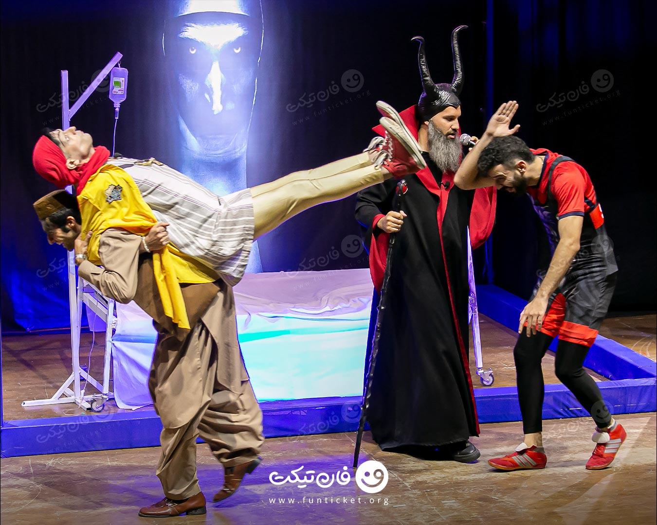 گالری تئاتر کما کاپ