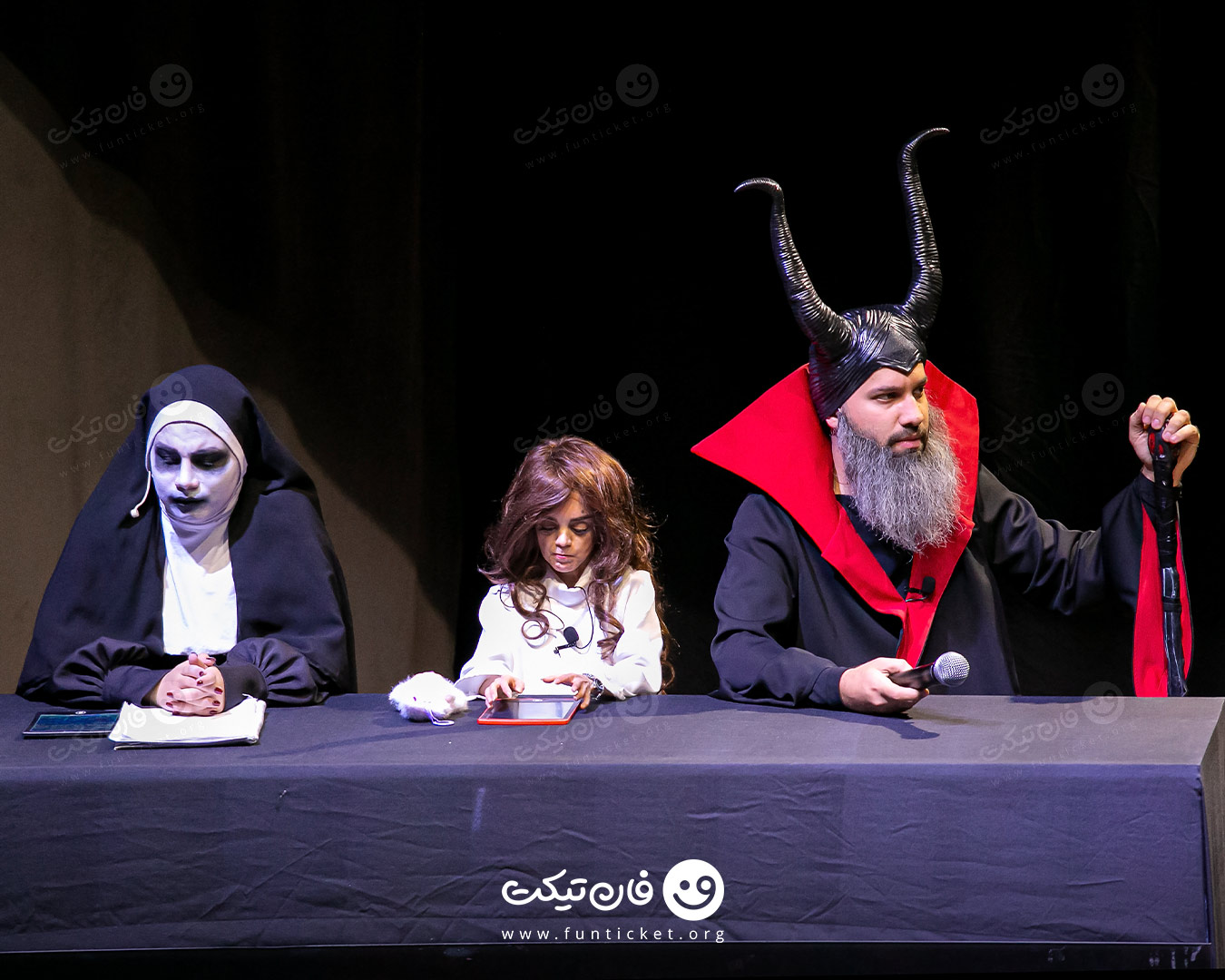 گالری تئاتر کما کاپ