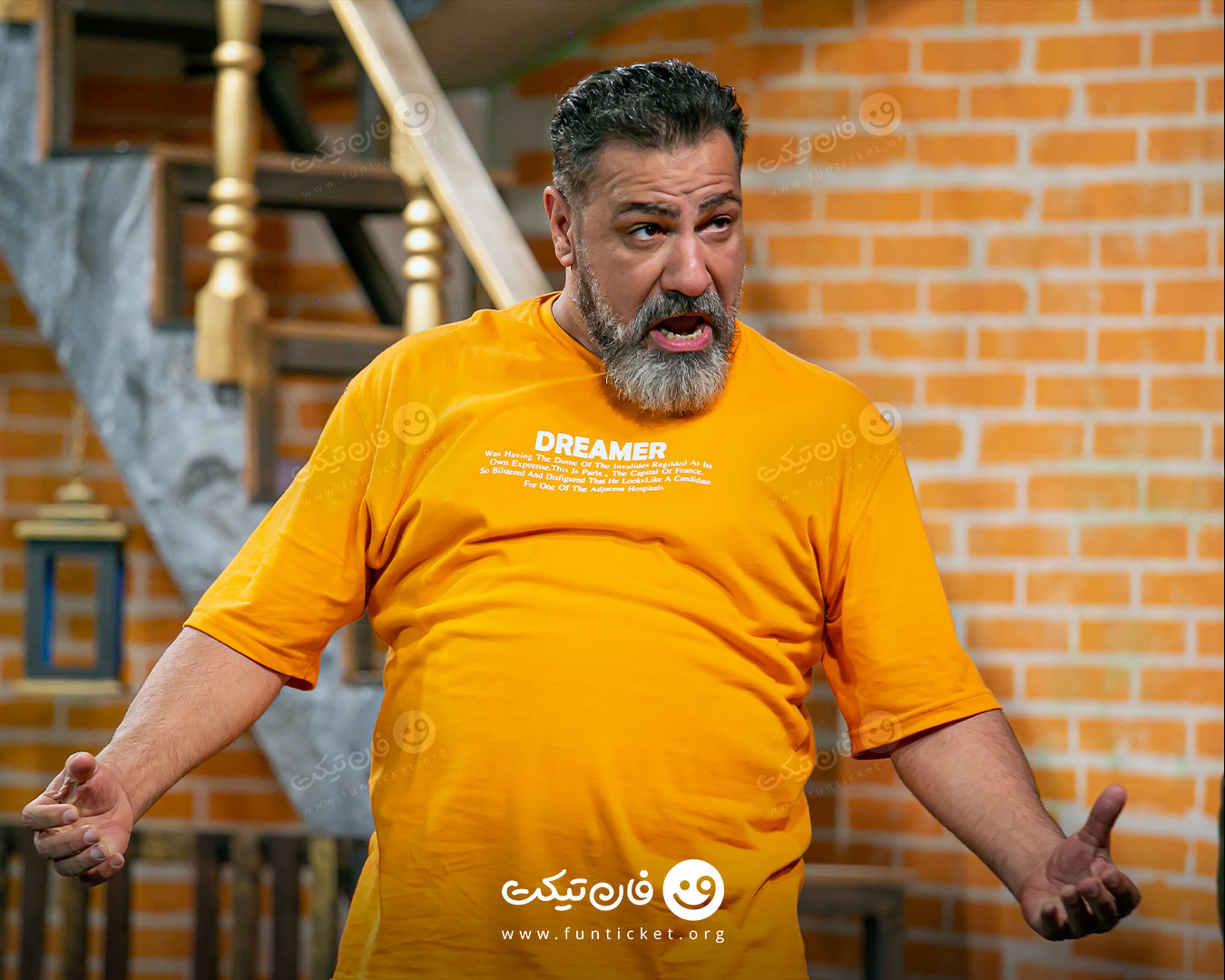 گالری تئاتر باغ پلاس