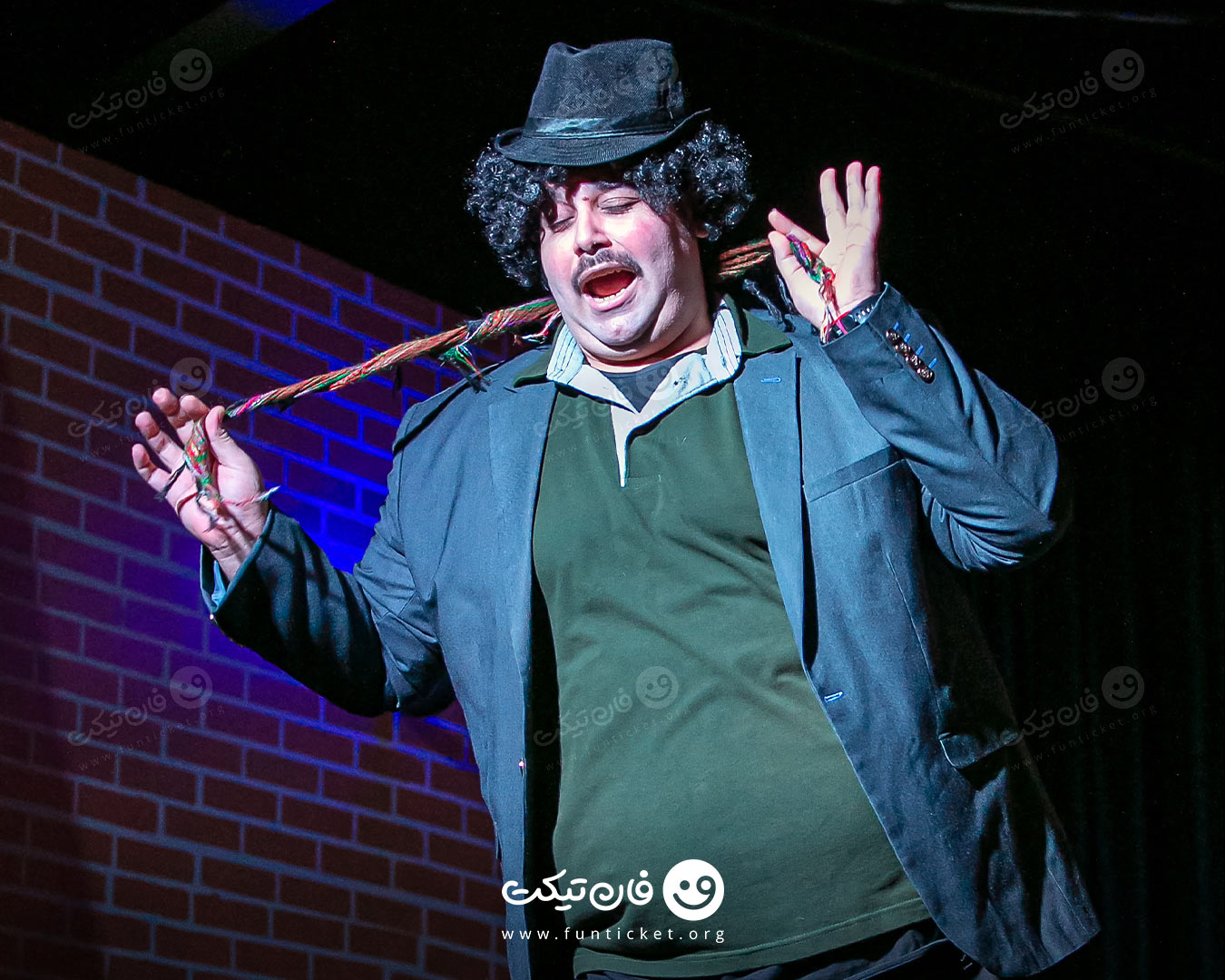 گالری تئاتر باغ پلاس