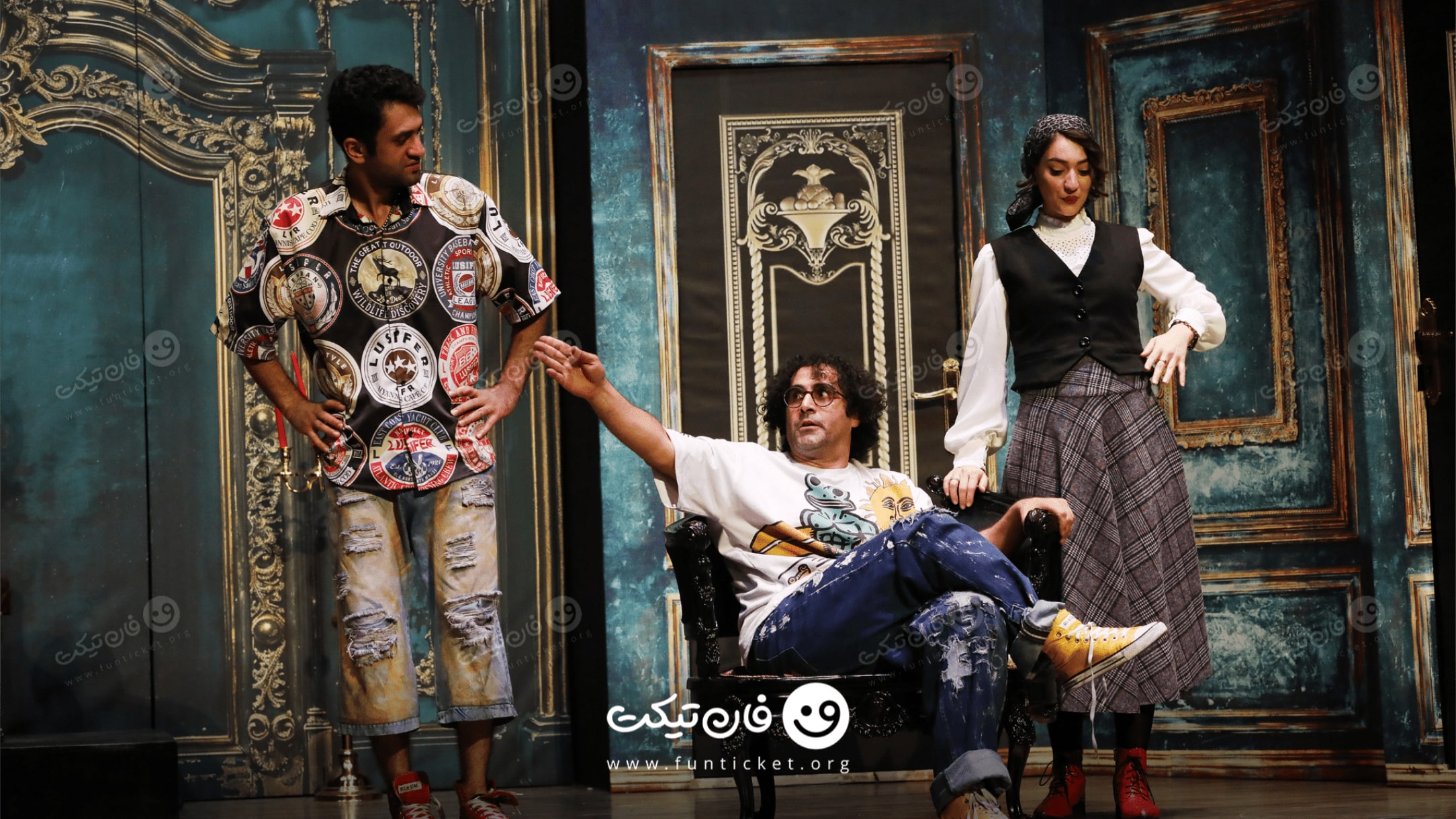 گالری تئاتر دراکولا