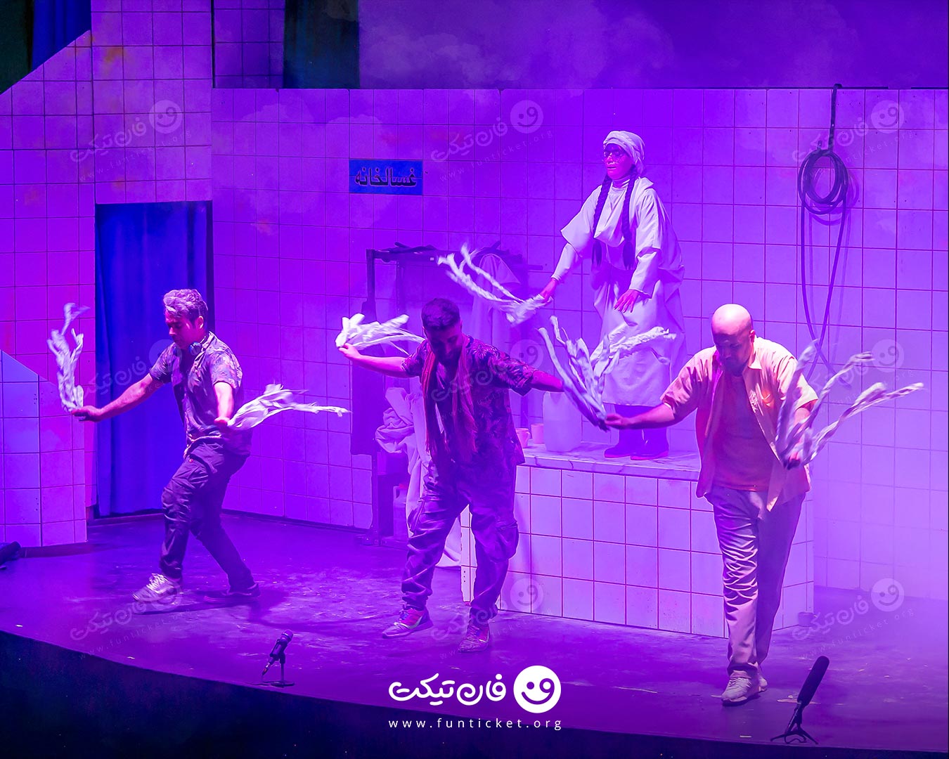 گالری تئاتر مردگان متحرک