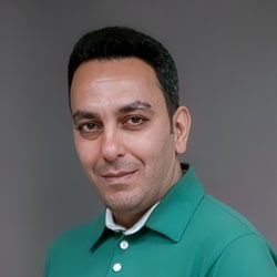 افشین نراقی