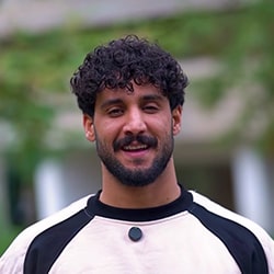 بهرام فرهادی