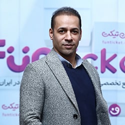مجتبی شریعت