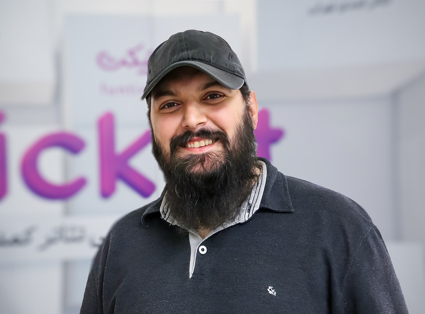 امیرحسین بی ریا