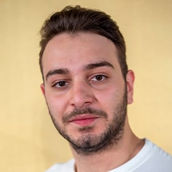علیرضا زرینی