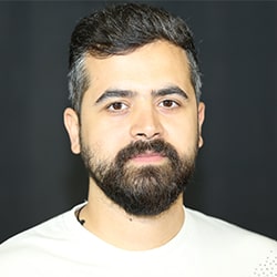 دانیال تقوی