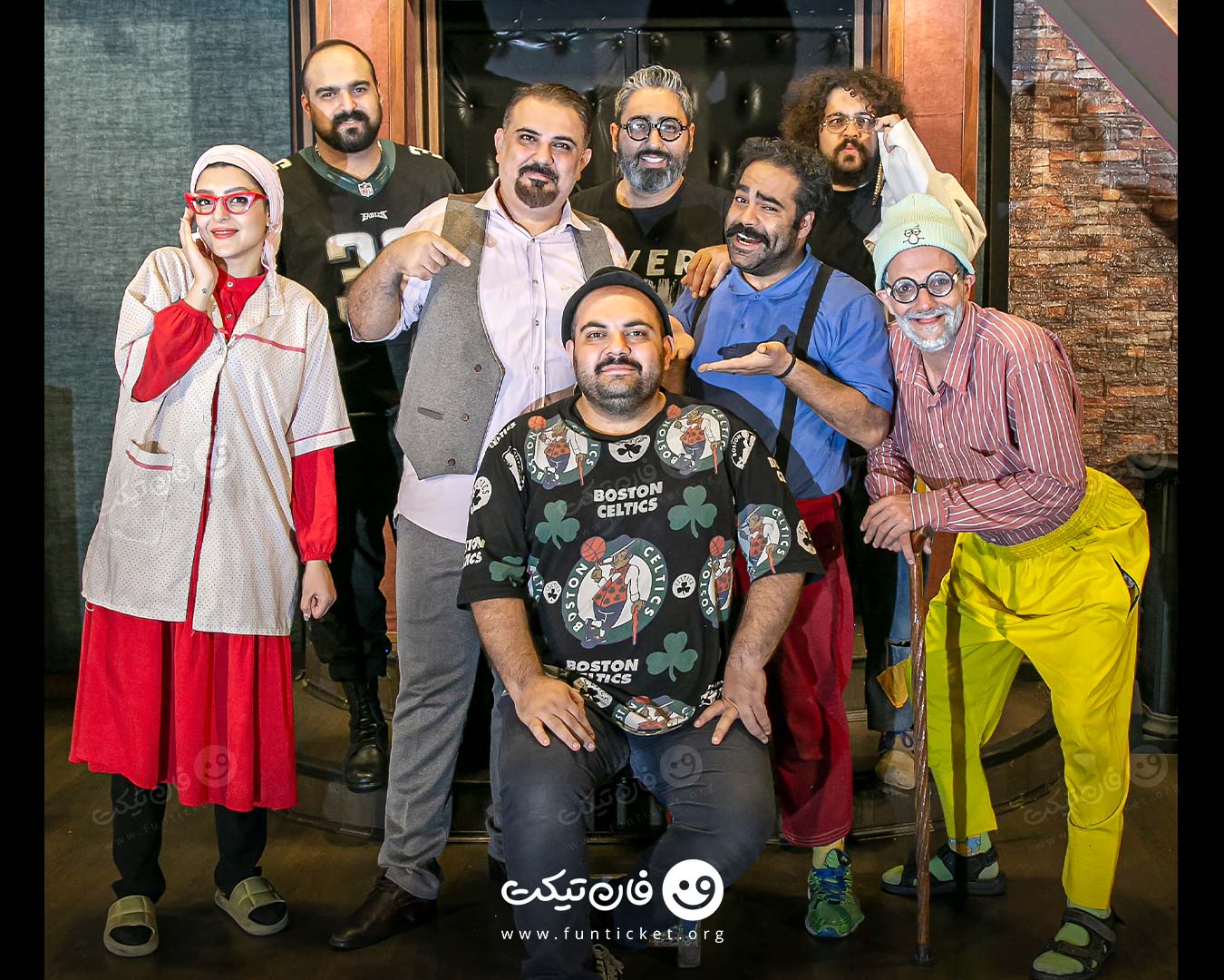 گالری تئاتر آخر الزمان